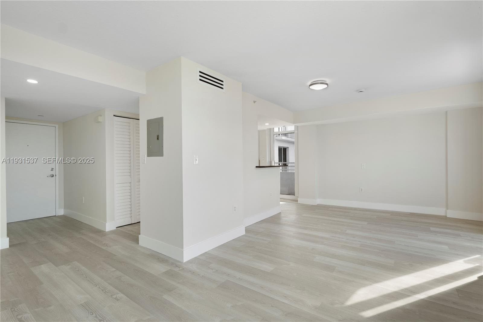 OCEANBLUE CONDO OF MIAMI · #615 in Miami Beach - Photo 12