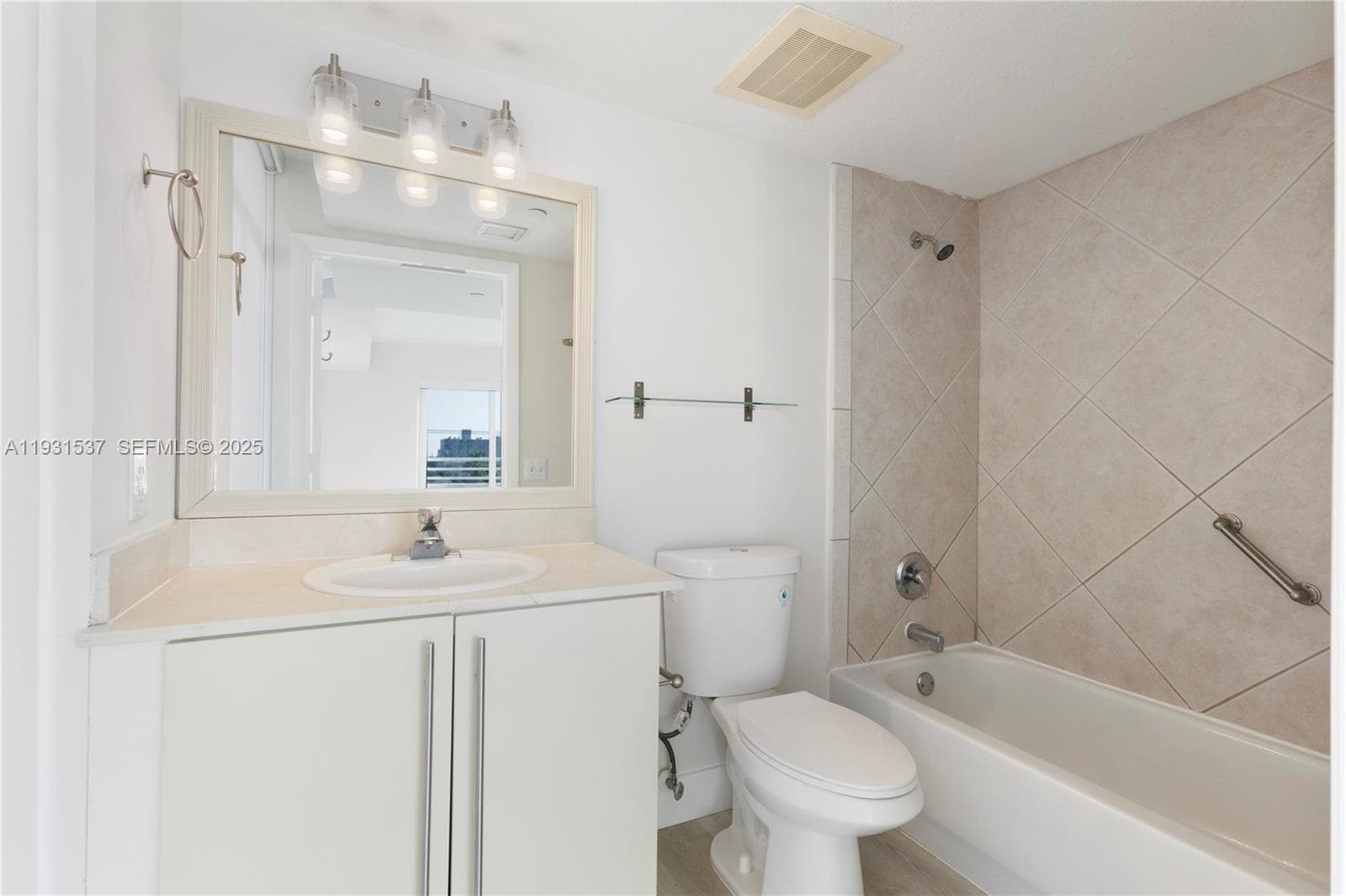 OCEANBLUE CONDO OF MIAMI · #615 in Miami Beach - Photo 20