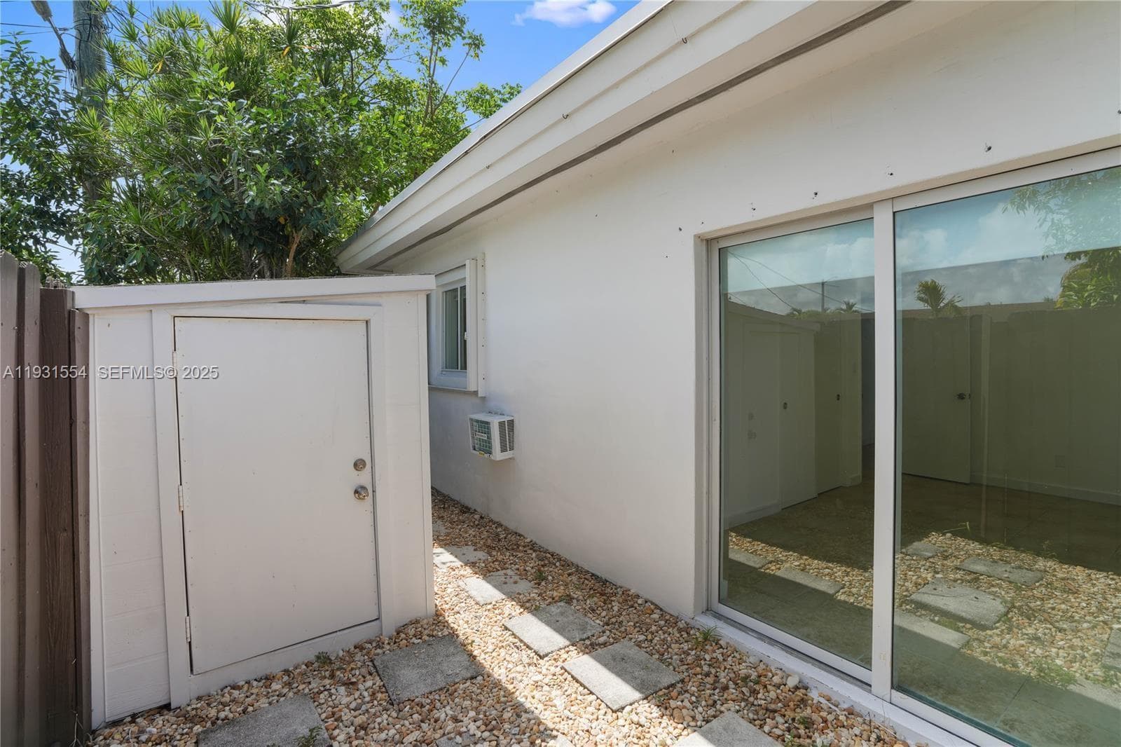 932 MOFFETT CONDO · #5 in Hallandale Beach - Photo 12