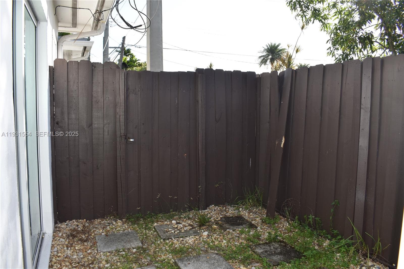 932 MOFFETT CONDO · #5 in Hallandale Beach - Photo 14