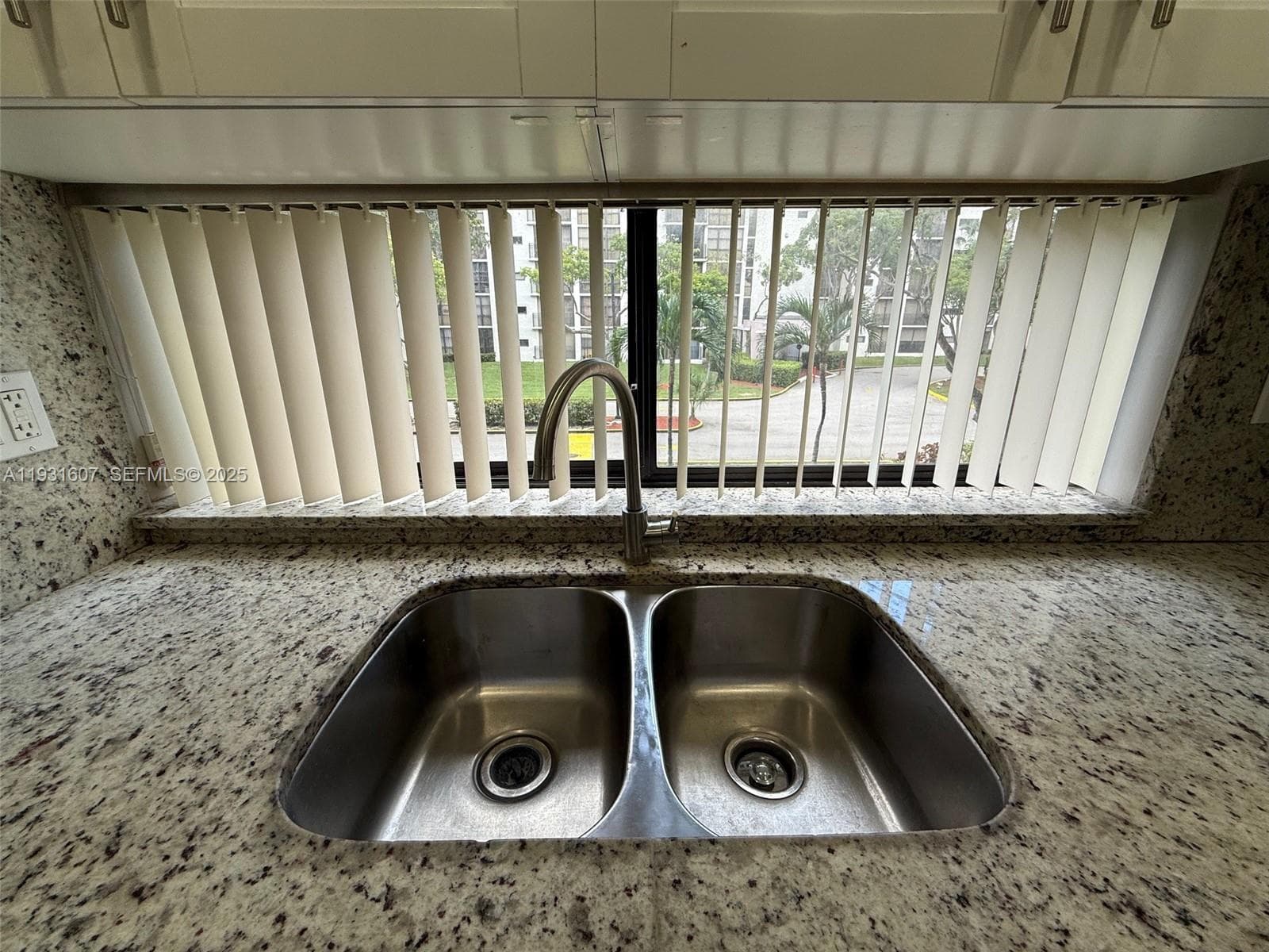 PLAZA OF AMERICAS CONDO P · #204 in Sunny Isles Beach - Photo 36