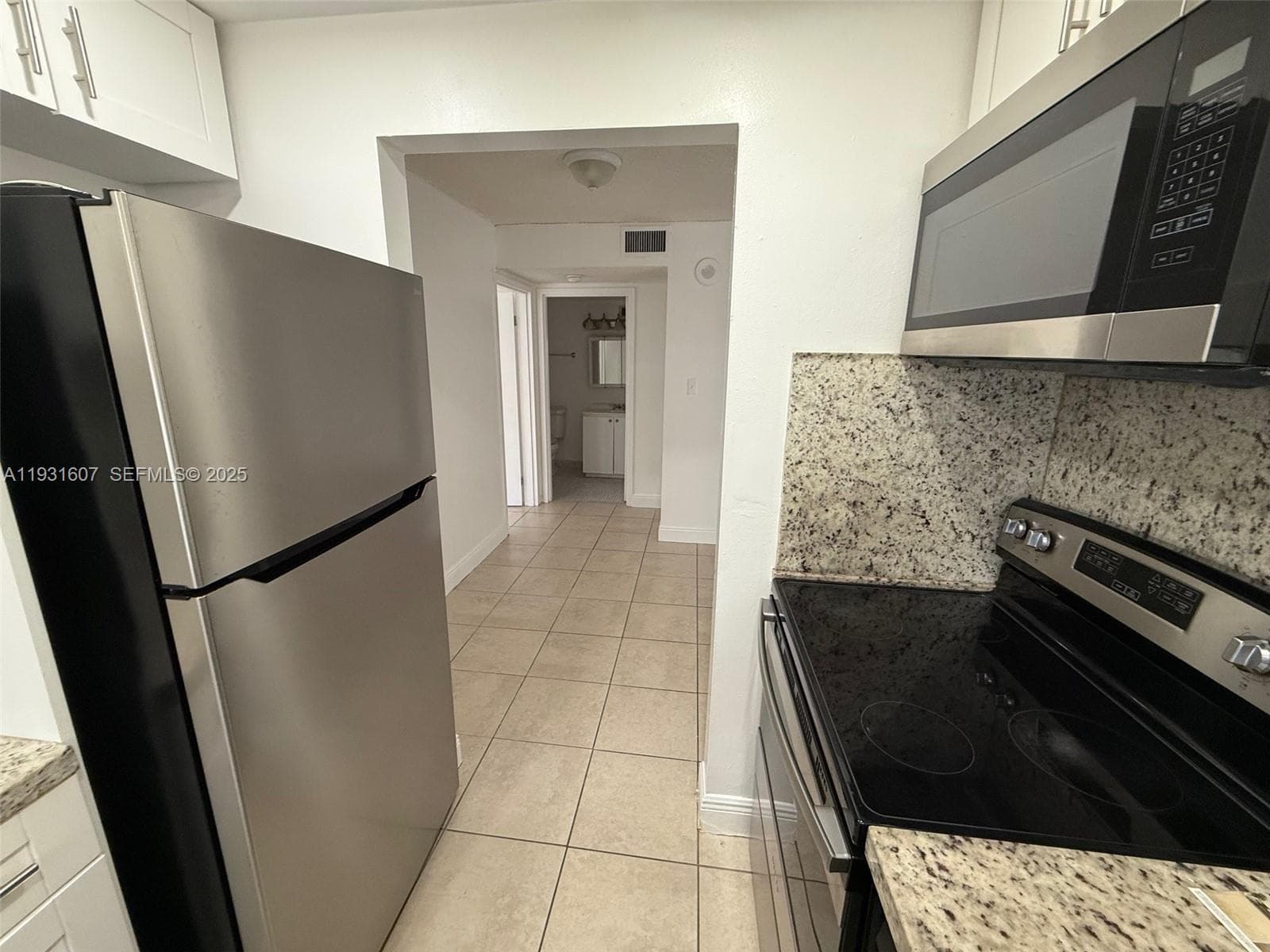 PLAZA OF AMERICAS CONDO P · #204 in Sunny Isles Beach - Photo 37