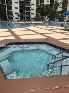 PLAZA OF AMERICAS CONDO P · #204 in Sunny Isles Beach - Photo 8