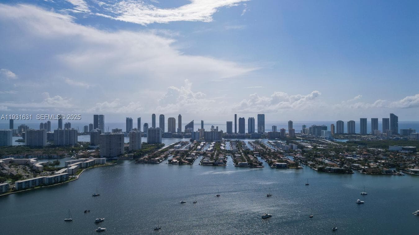 MARINA PALMS · #909 in North Miami Beach - Photo 2