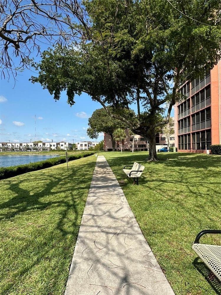 Lakeview Condominium · #302-6 in Miami - Photo 13