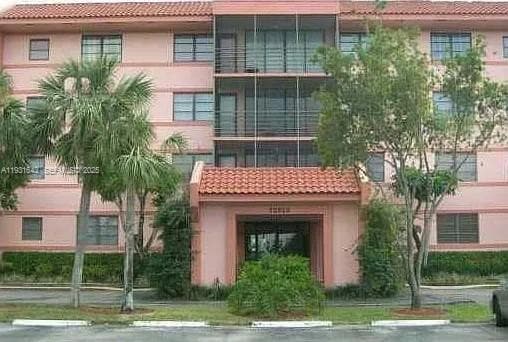 Lakeview Condominium · #302-6 in Miami - Photo 12