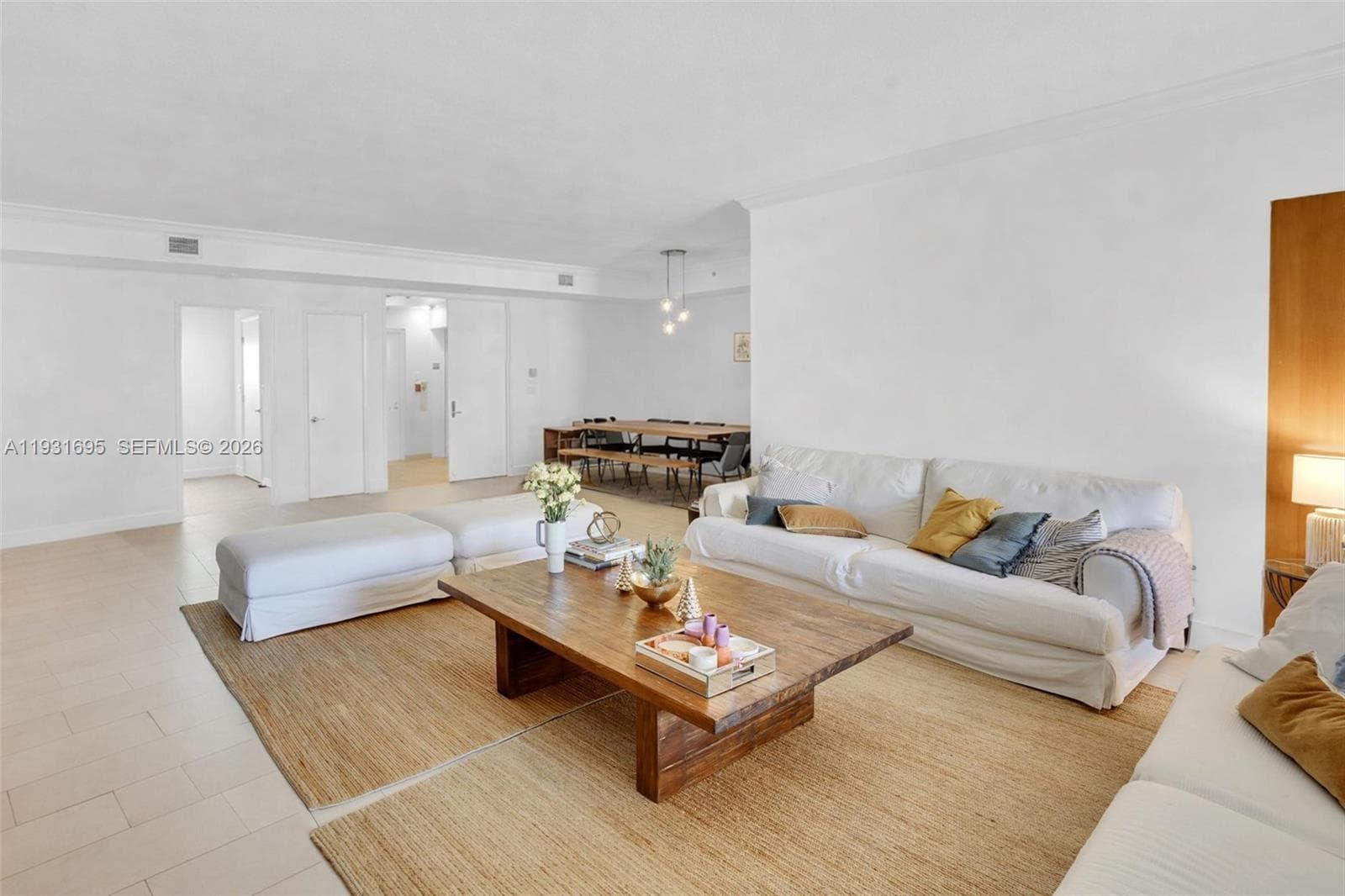 LAKE VILLA TWO CONDO · #503 in Key Biscayne - Photo 4