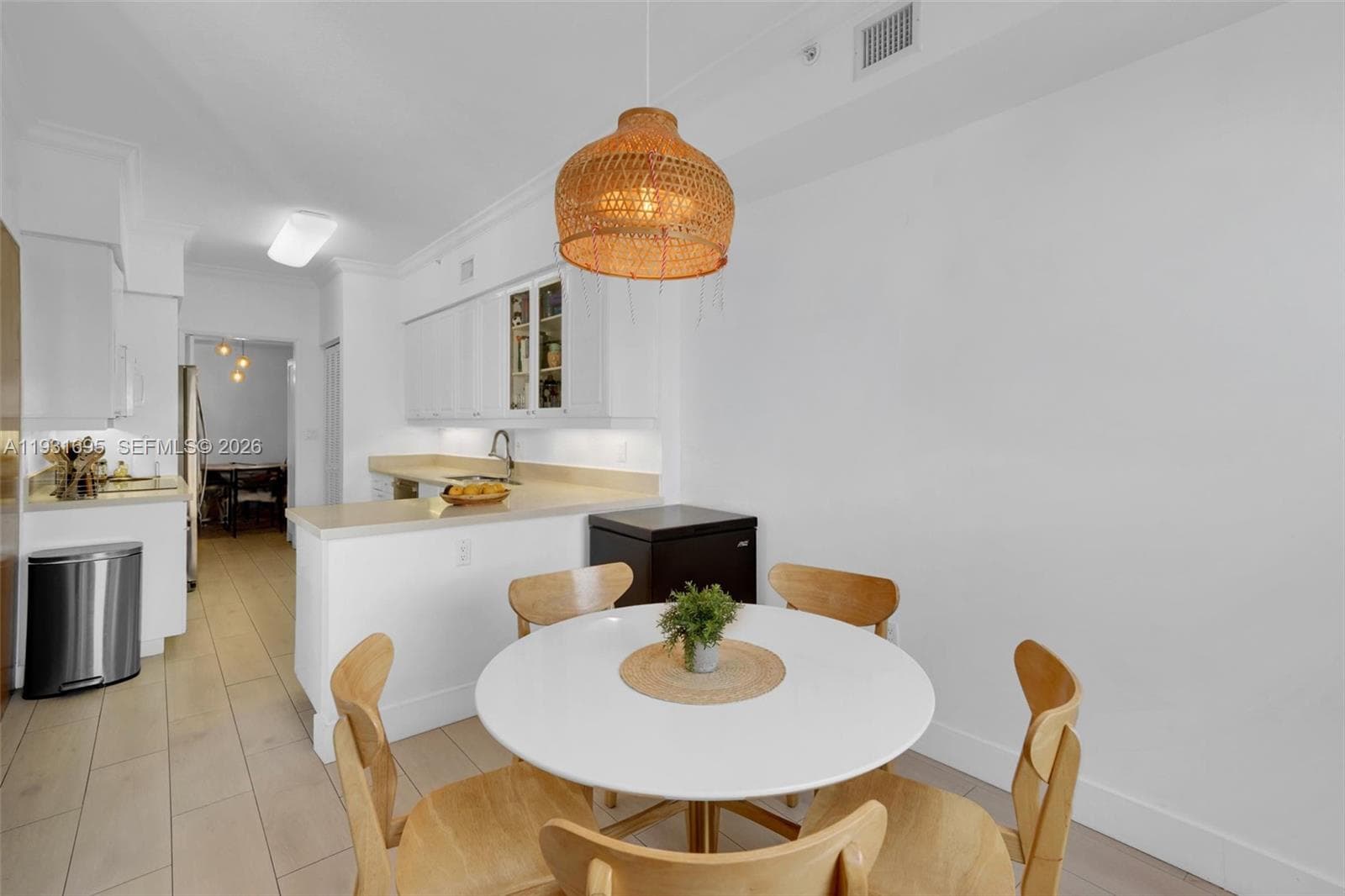 LAKE VILLA TWO CONDO · #503 in Key Biscayne - Photo 8