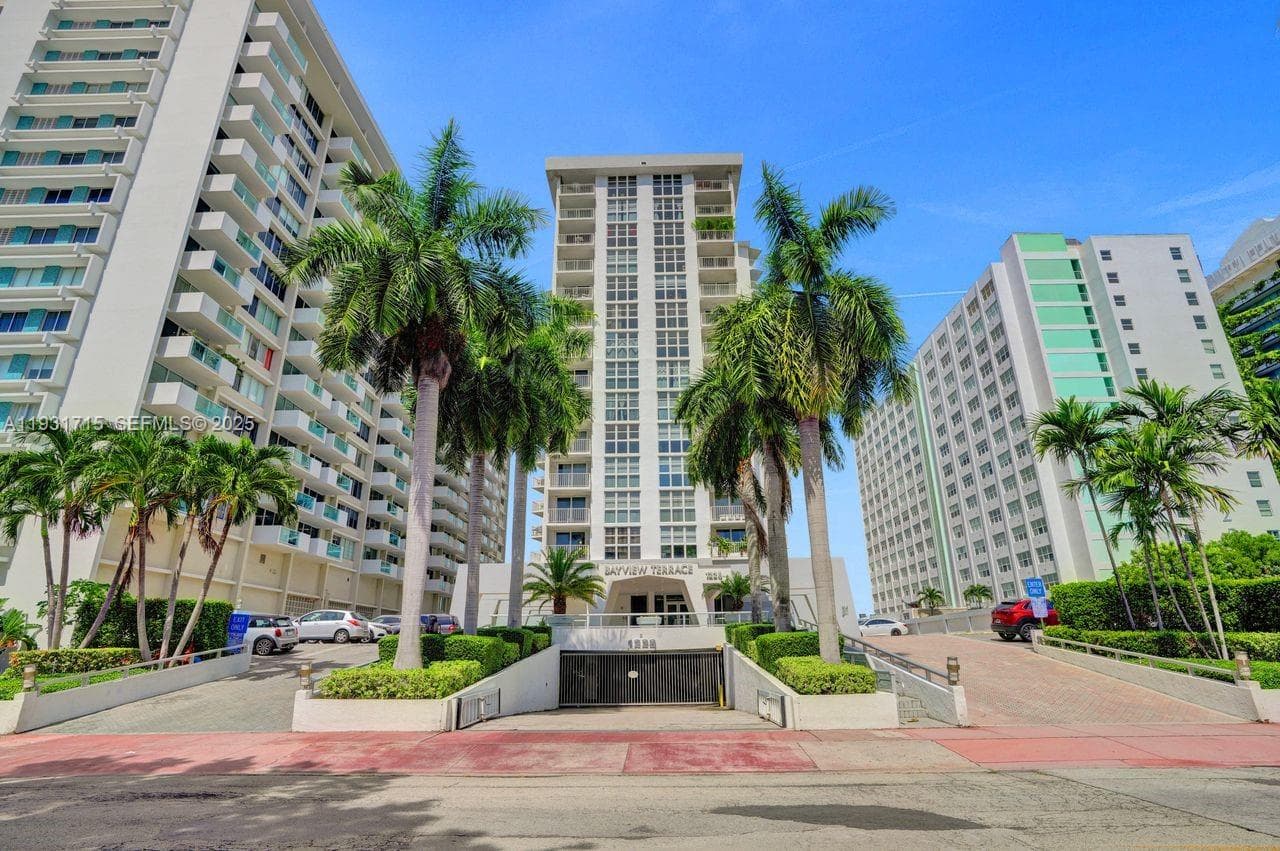 BAYVIEW TERR CONDO · #1205 in Miami Beach - Photo 27