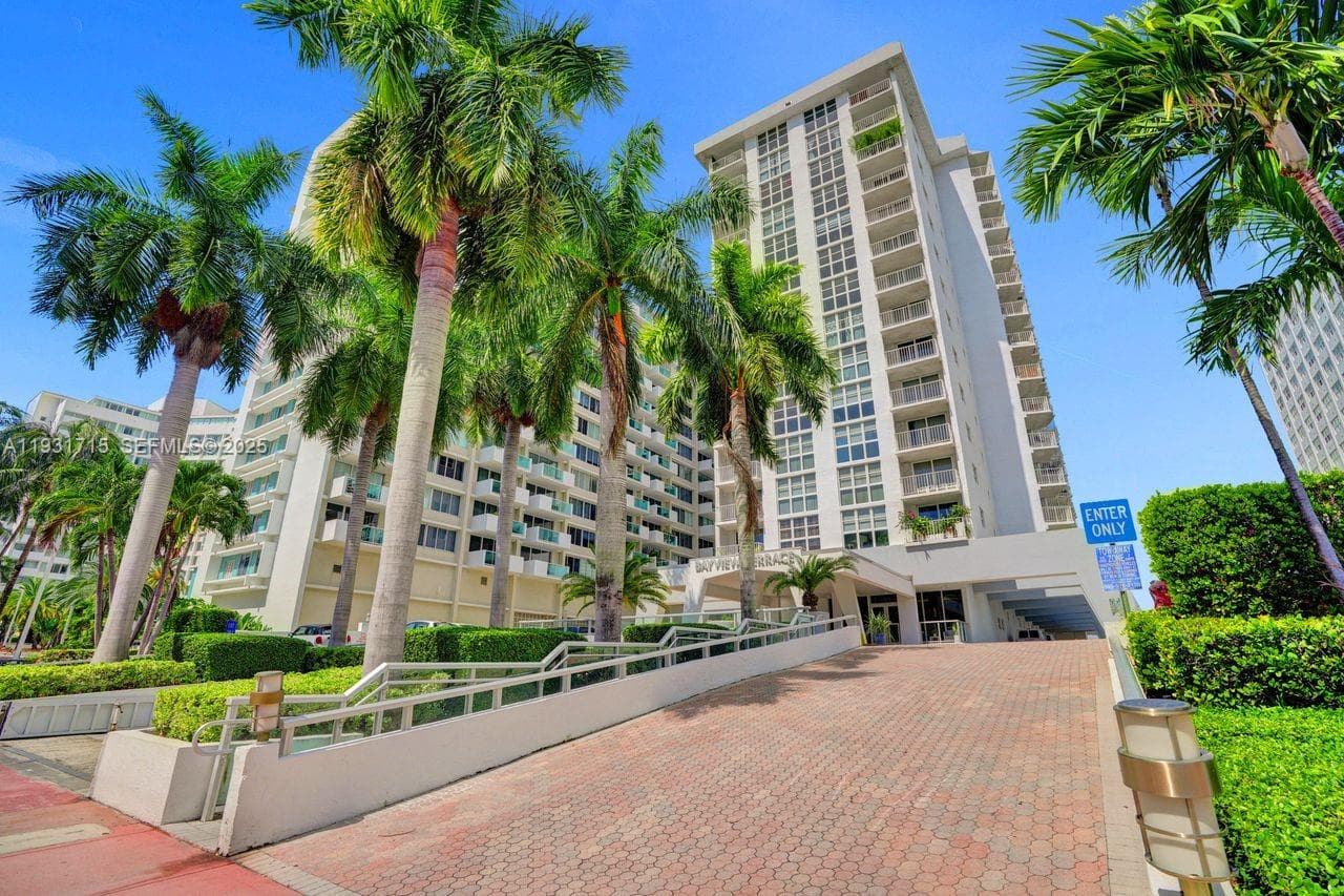 BAYVIEW TERR CONDO · #1205 in Miami Beach - Photo 28