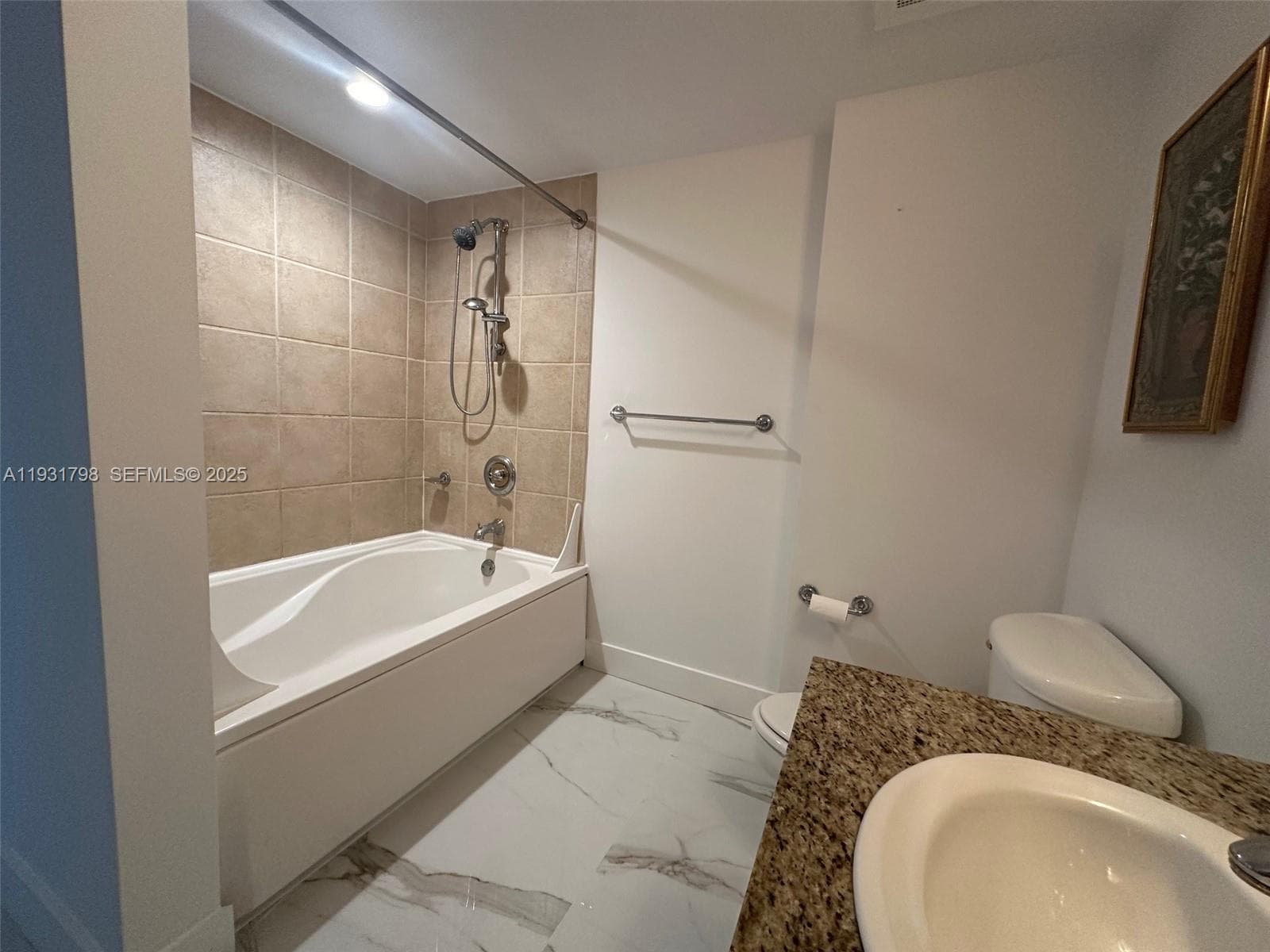 TURNBERRY ON THE GREEN CO · #406 in Aventura - Photo 9