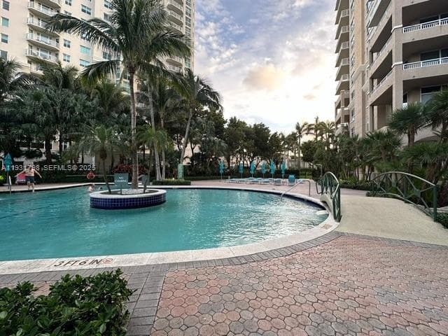 TURNBERRY ON THE GREEN CO · #406 in Aventura - Photo 15