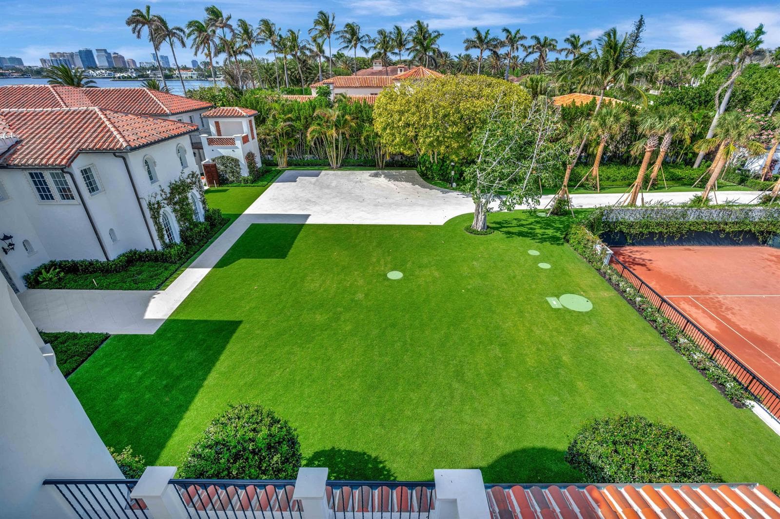 Top Terrace to Front Lawn