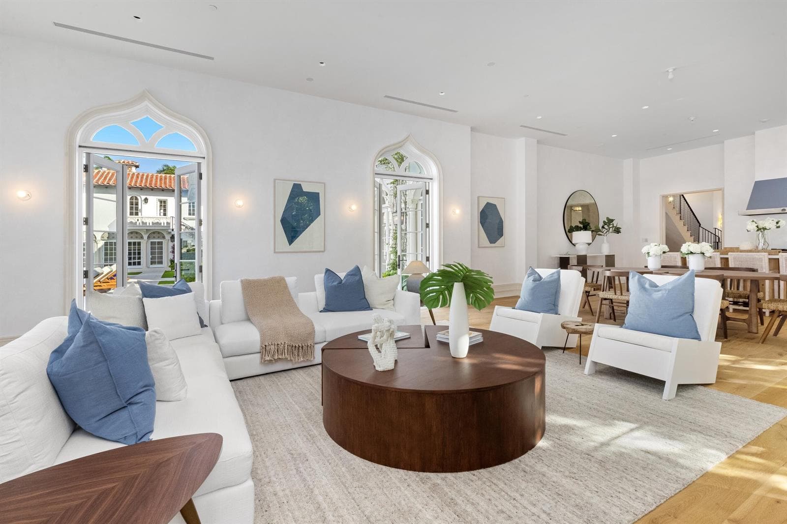 Family Room 6