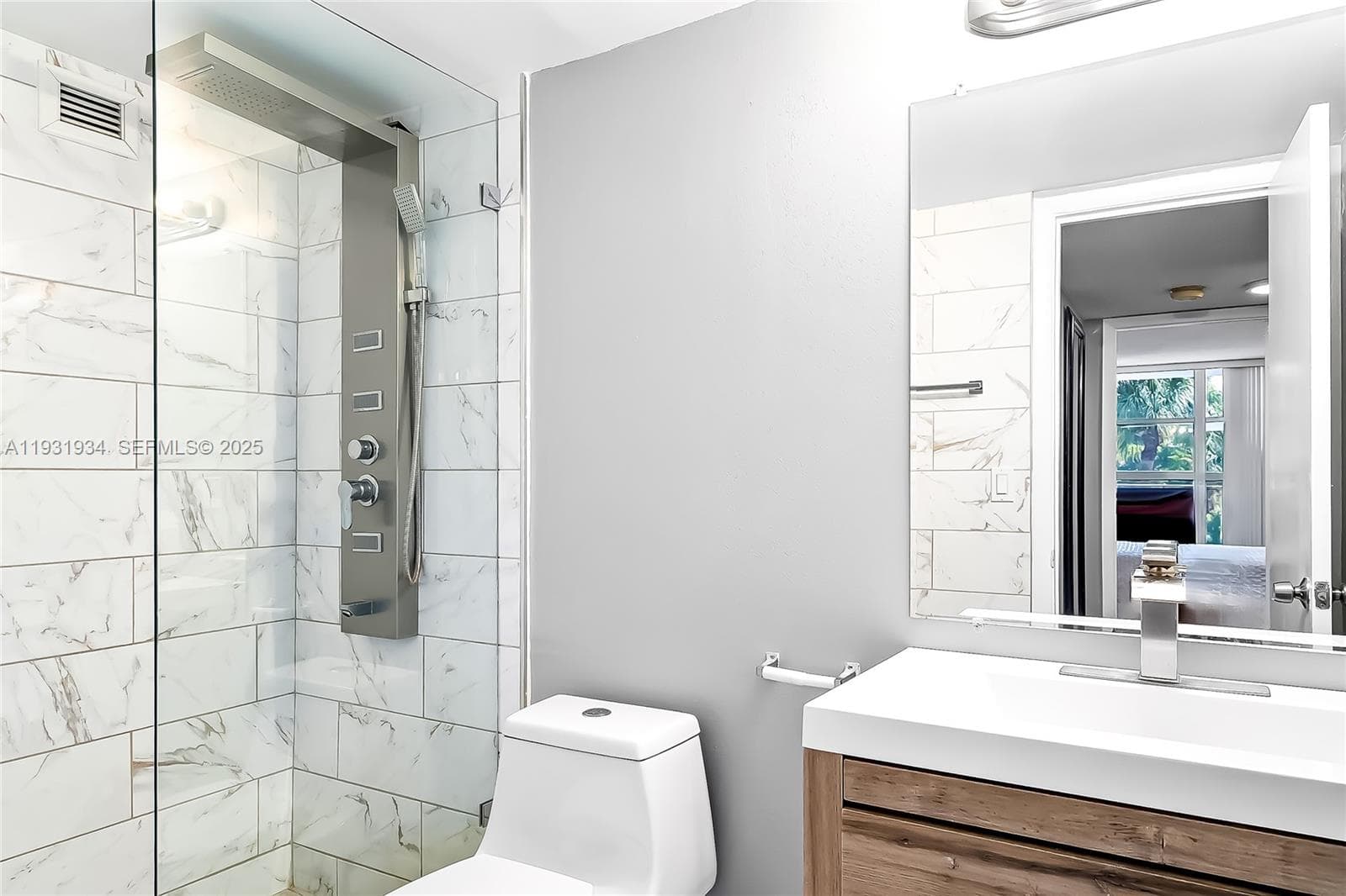 TOWERS OF OCEANVIEW EAST · #305 in Hallandale Beach - Photo 16