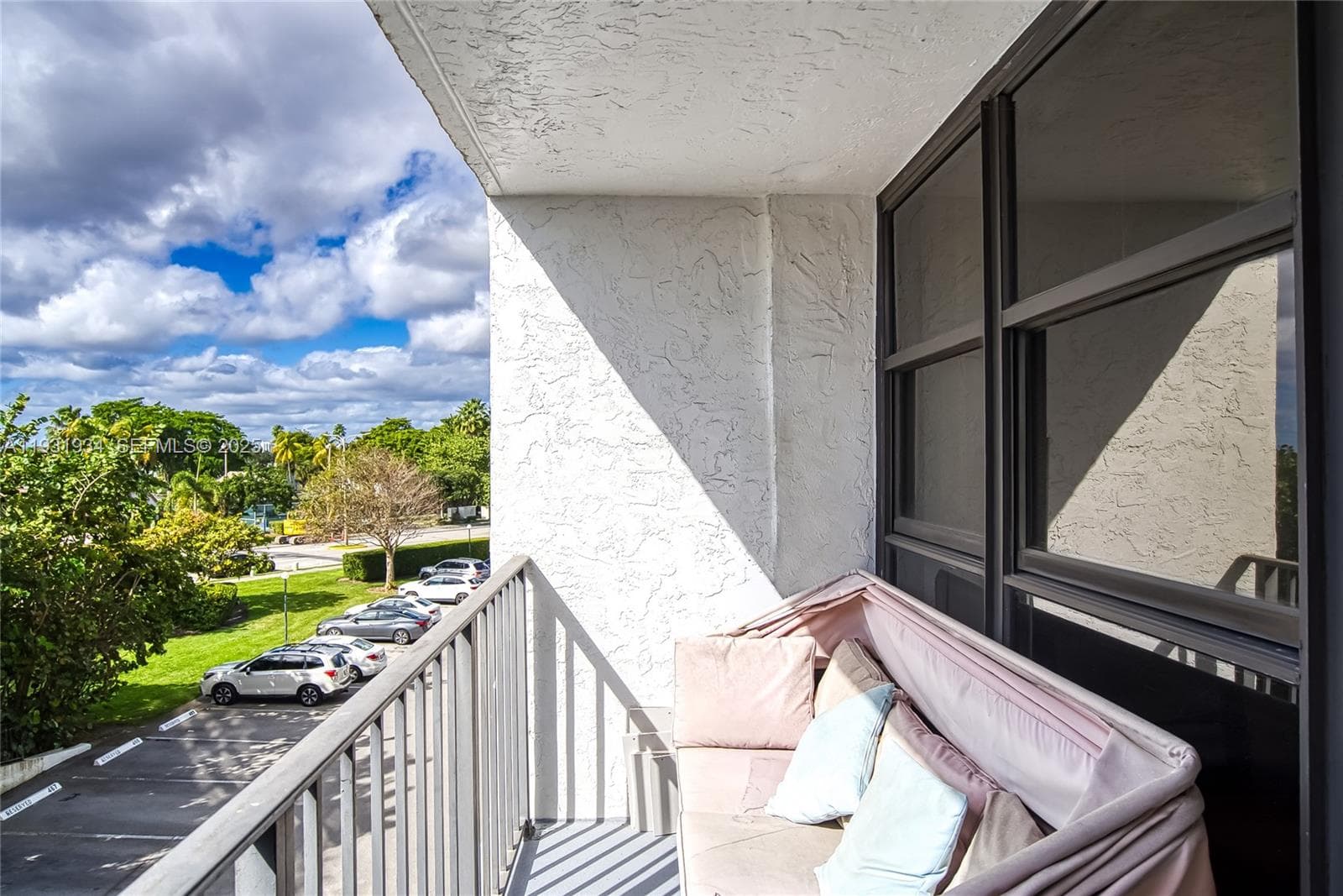 TOWERS OF OCEANVIEW EAST · #305 in Hallandale Beach - Photo 22