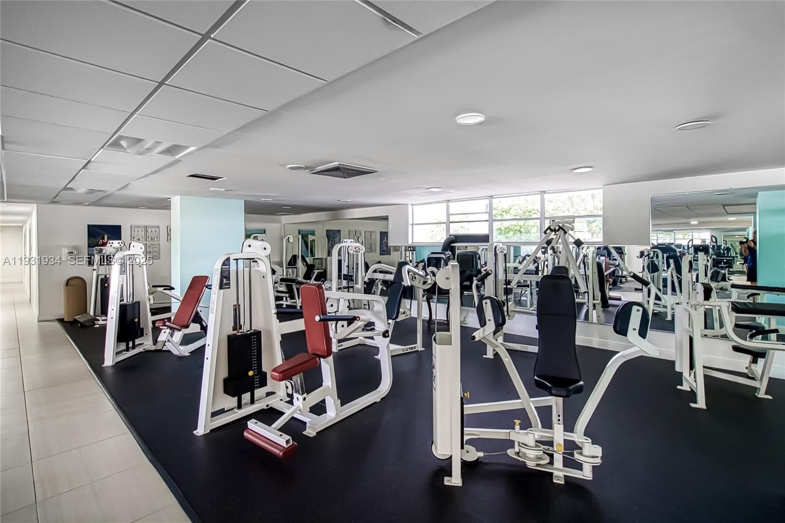 TOWERS OF OCEANVIEW EAST · #305 in Hallandale Beach - Photo 32
