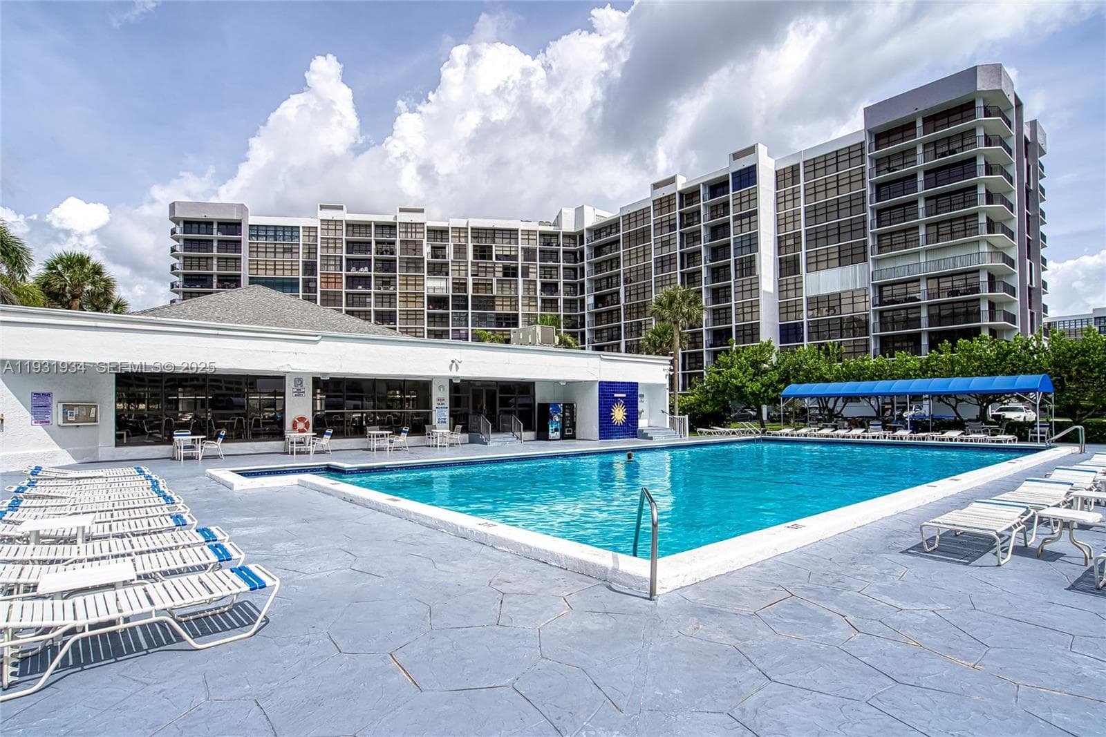 TOWERS OF OCEANVIEW EAST · #305 in Hallandale Beach - Photo 28
