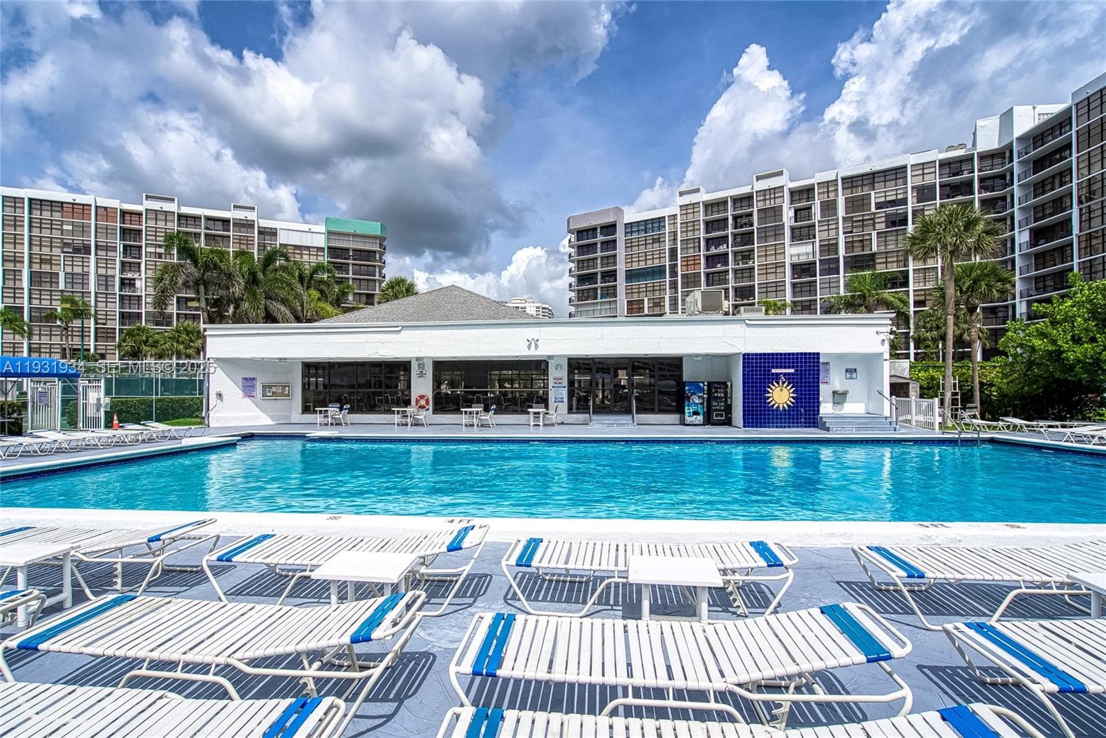 TOWERS OF OCEANVIEW EAST · #305 in Hallandale Beach - Photo 30