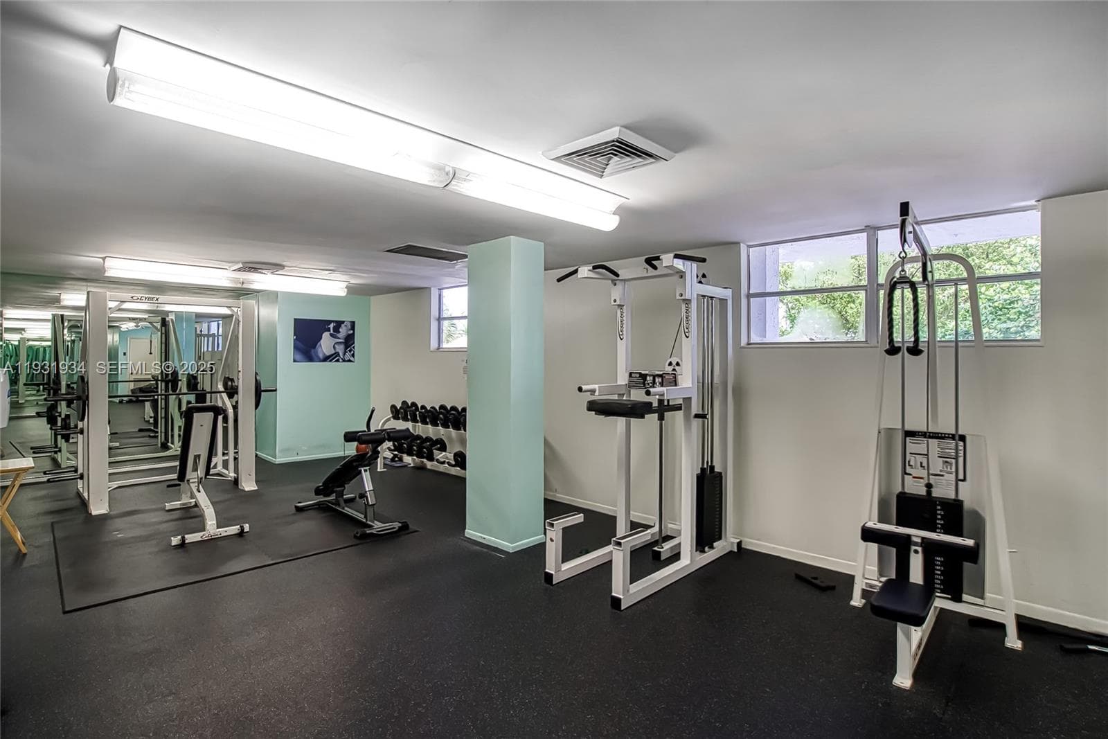 TOWERS OF OCEANVIEW EAST · #305 in Hallandale Beach - Photo 33