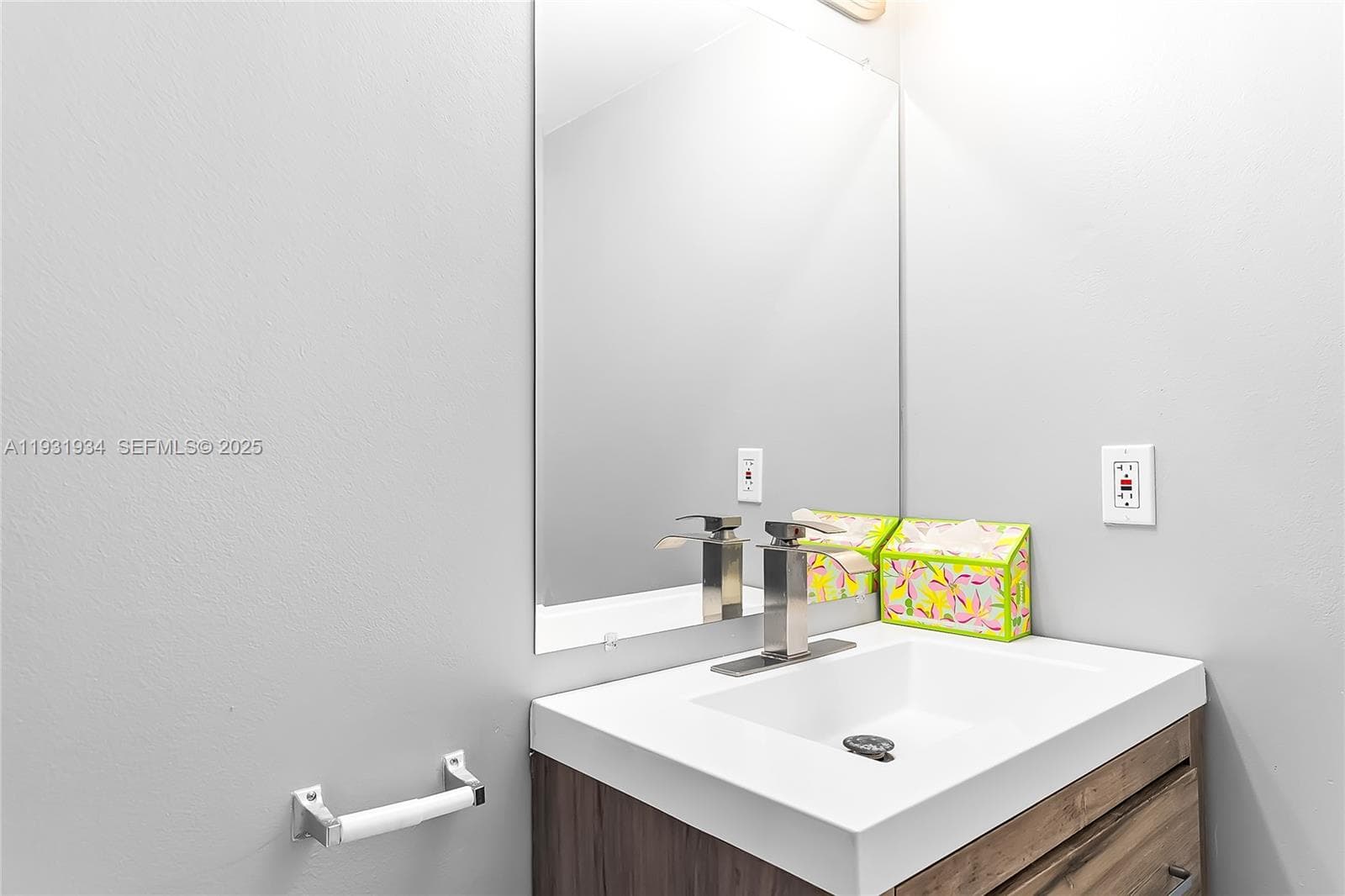 TOWERS OF OCEANVIEW EAST · #305 in Hallandale Beach - Photo 18