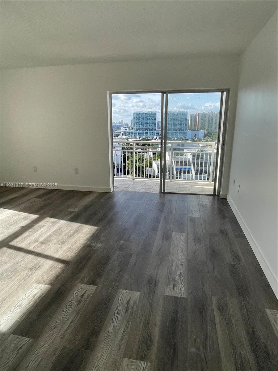 COASTAL TOWERS CONDO · #1131 in Sunny Isles Beach - Photo 26