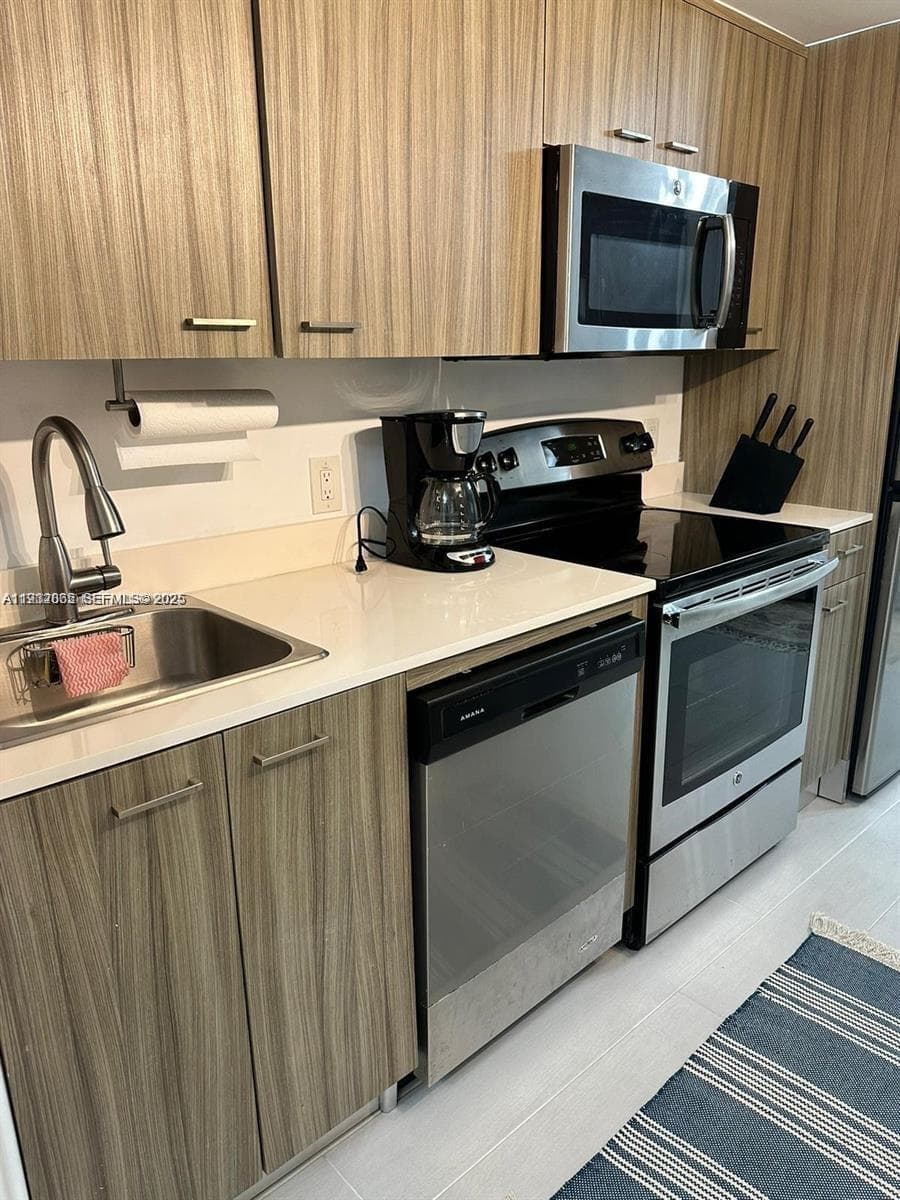 740 MERIDIAN CONDO · #13 in Miami Beach - Photo 3
