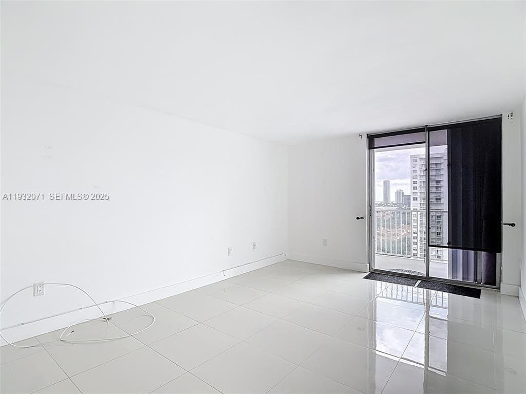 ADMIRALS PORT · #1504W in Aventura - Photo 30