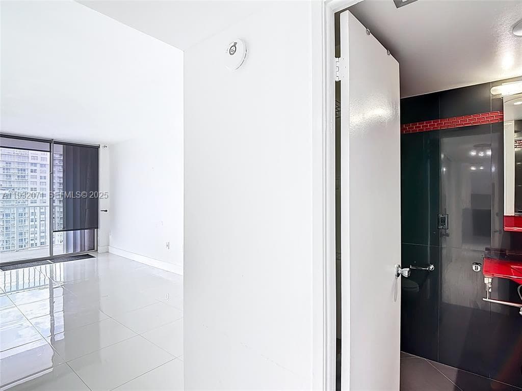 ADMIRALS PORT · #1504W in Aventura - Photo 35