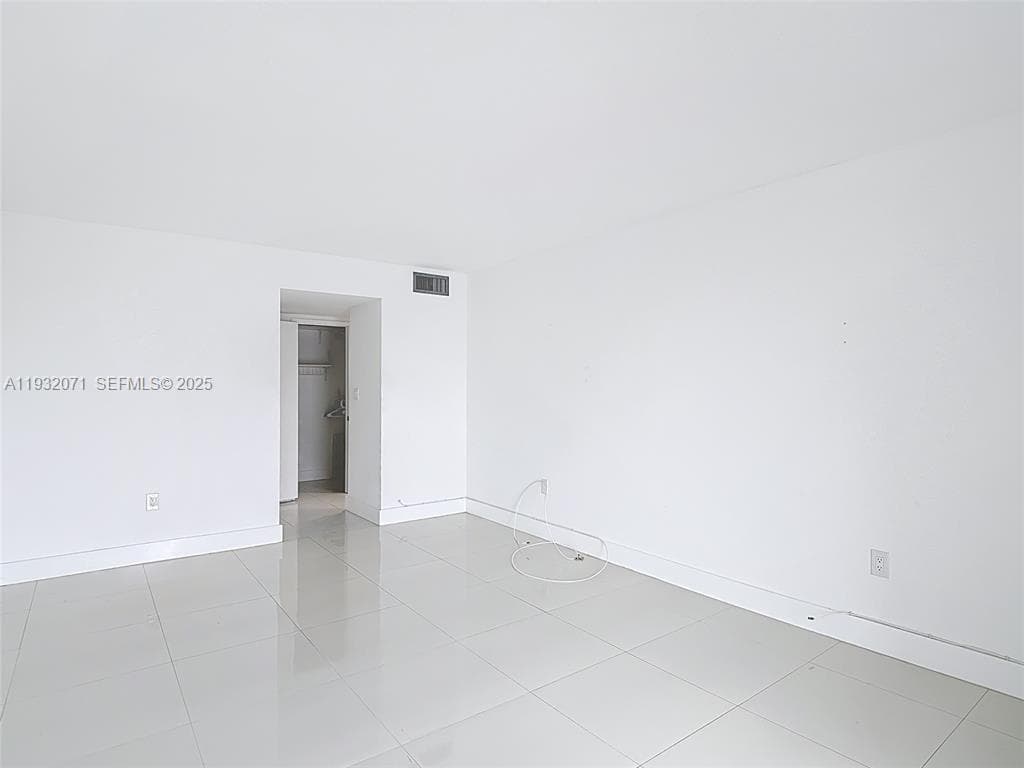ADMIRALS PORT · #1504W in Aventura - Photo 31