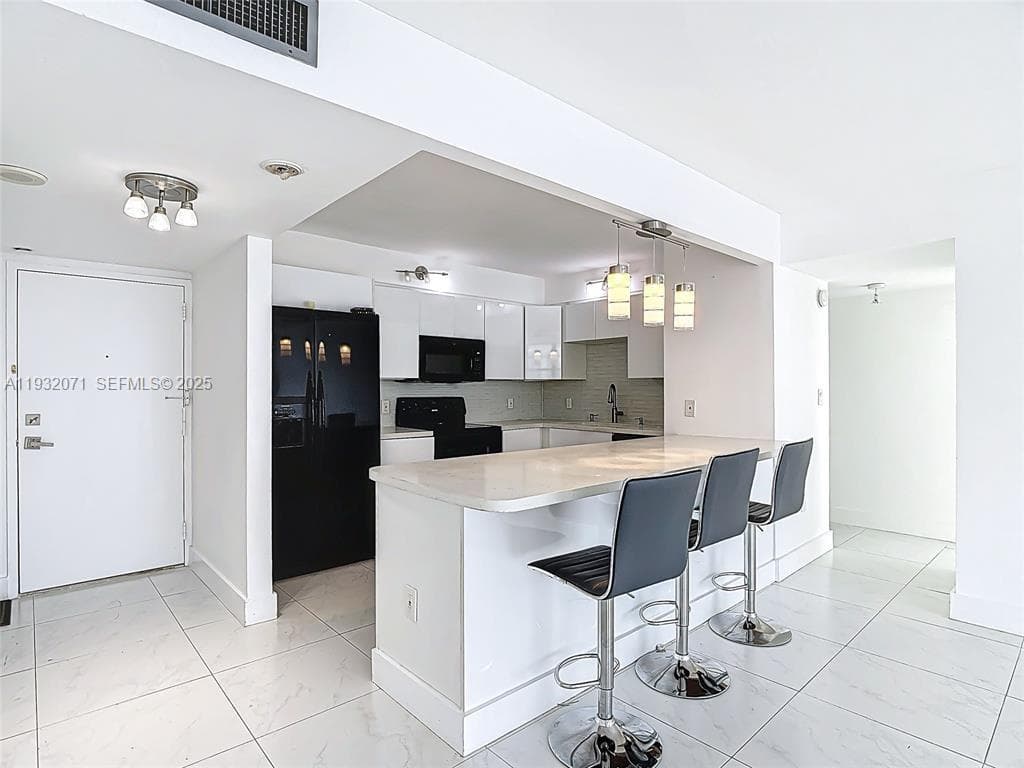 ADMIRALS PORT · #1504W in Aventura - Photo 25