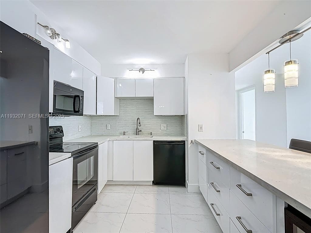 ADMIRALS PORT · #1504W in Aventura - Photo 21