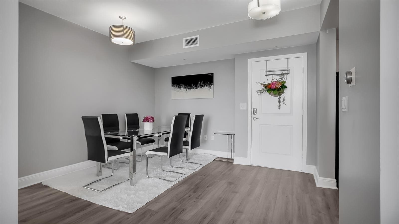 DINING SPACE