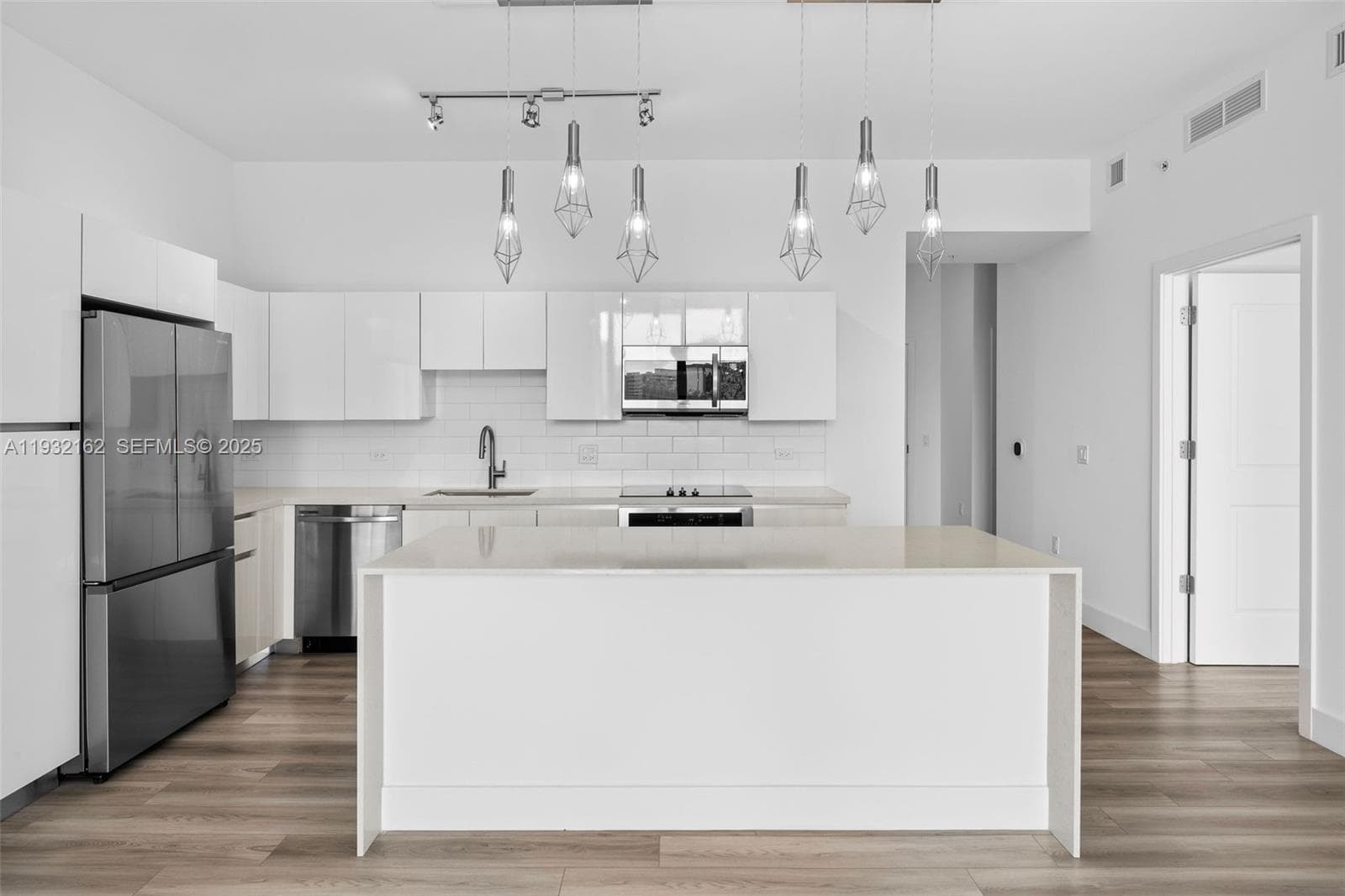 Mondrian Hallandale · #0508 in Hallandale Beach - Photo 12