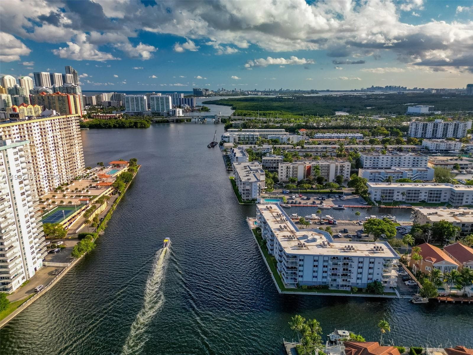 EDEN POINT NORTH CONDO · #602 in North Miami Beach - Photo 31