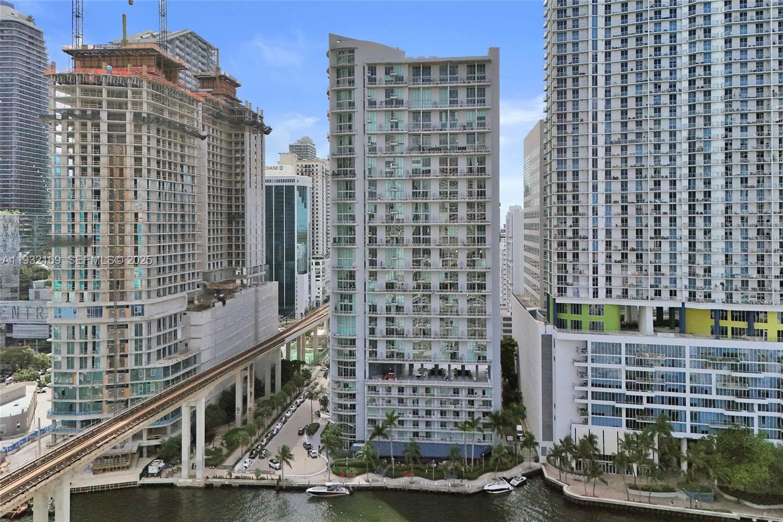 NEO VERTIKA CONDO · #1213 in Miami - Photo 13