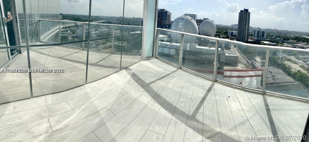 Paramount Miami Worldcenter · #1402 in Miami - Photo 30