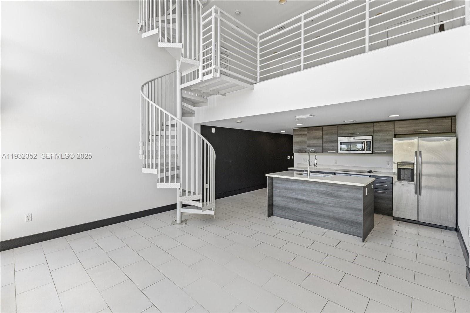 MERIDIAN 5 CONDO · #19 in Miami Beach - Photo 18