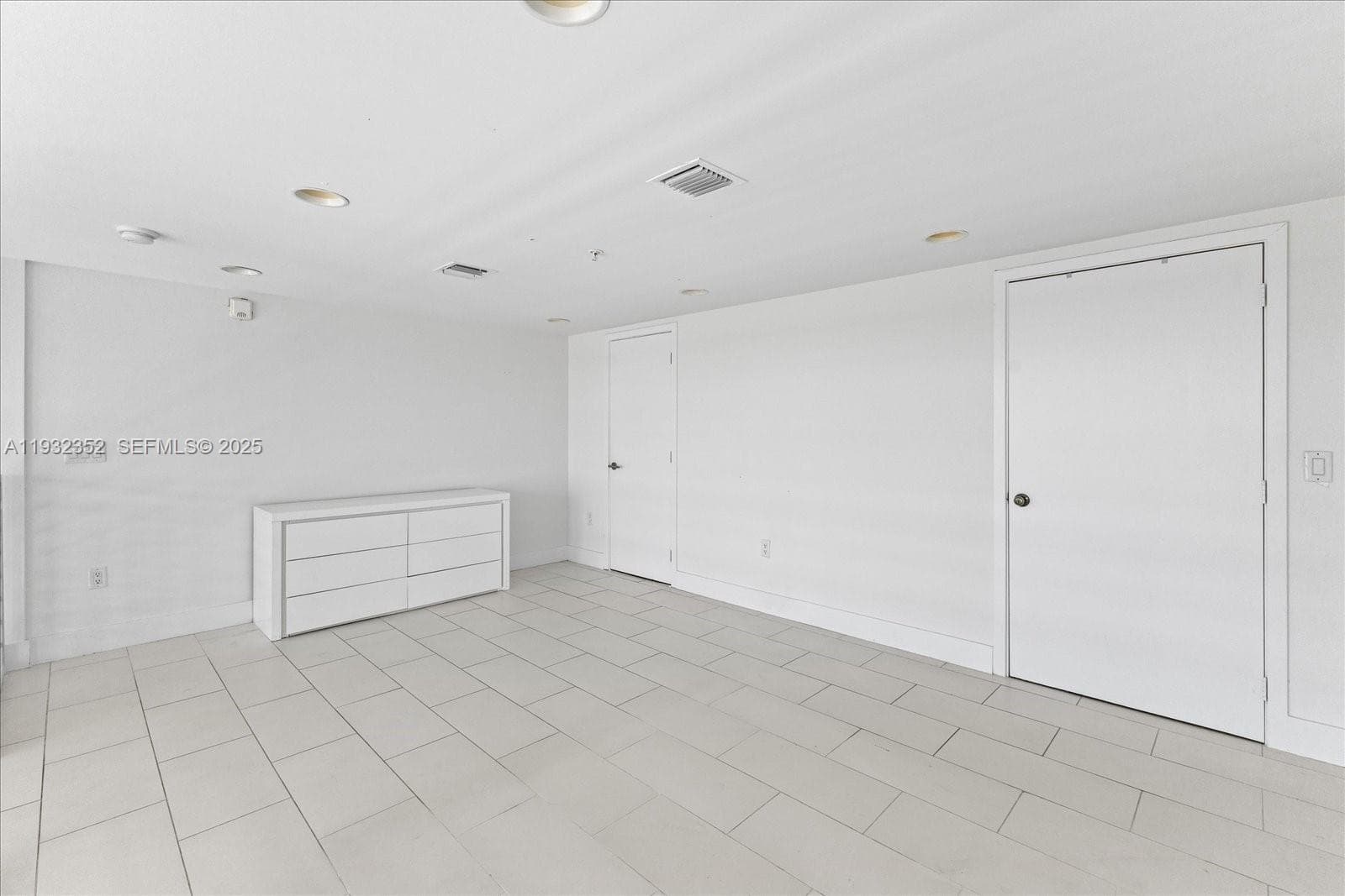 MERIDIAN 5 CONDO · #19 in Miami Beach - Photo 25