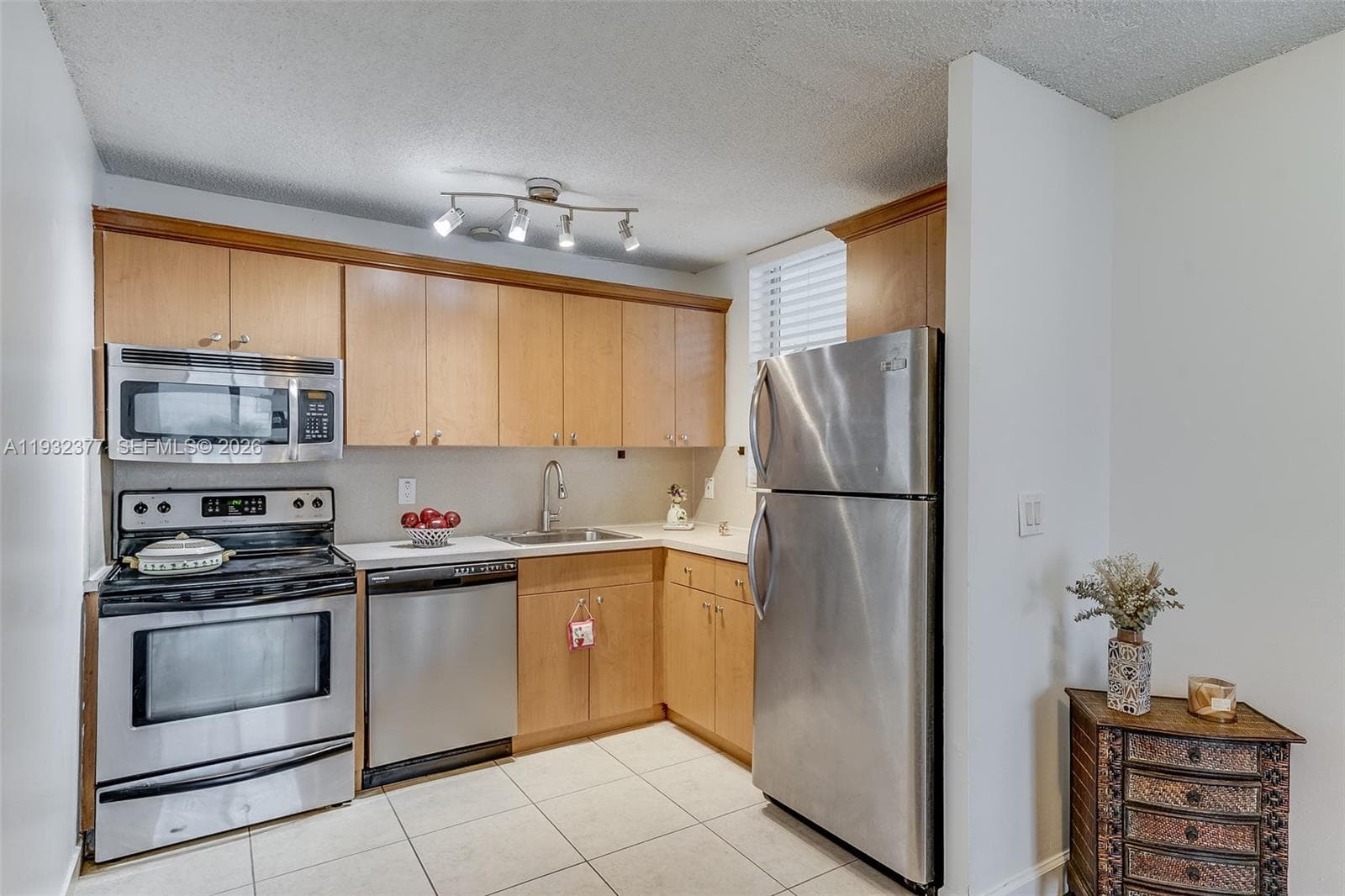 NORTH BAY VILLAS CONDO · #417 in North Bay Village - Photo 6