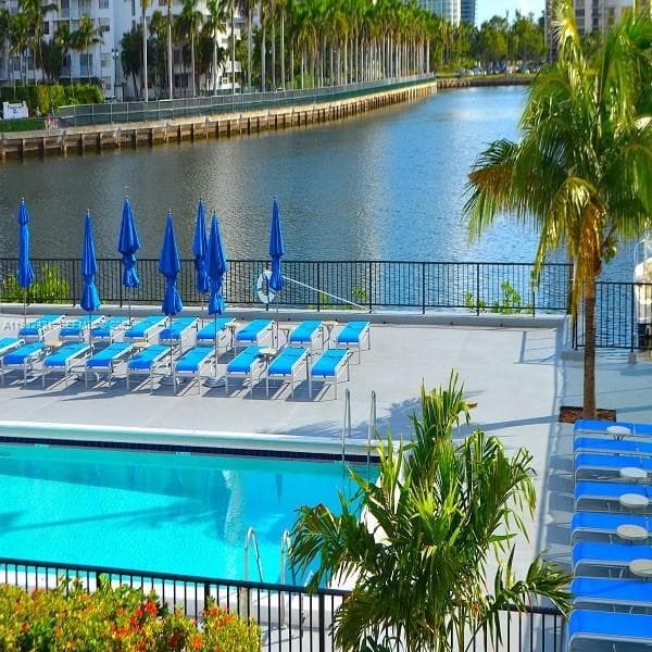 - · #1805 in Aventura - Photo 5