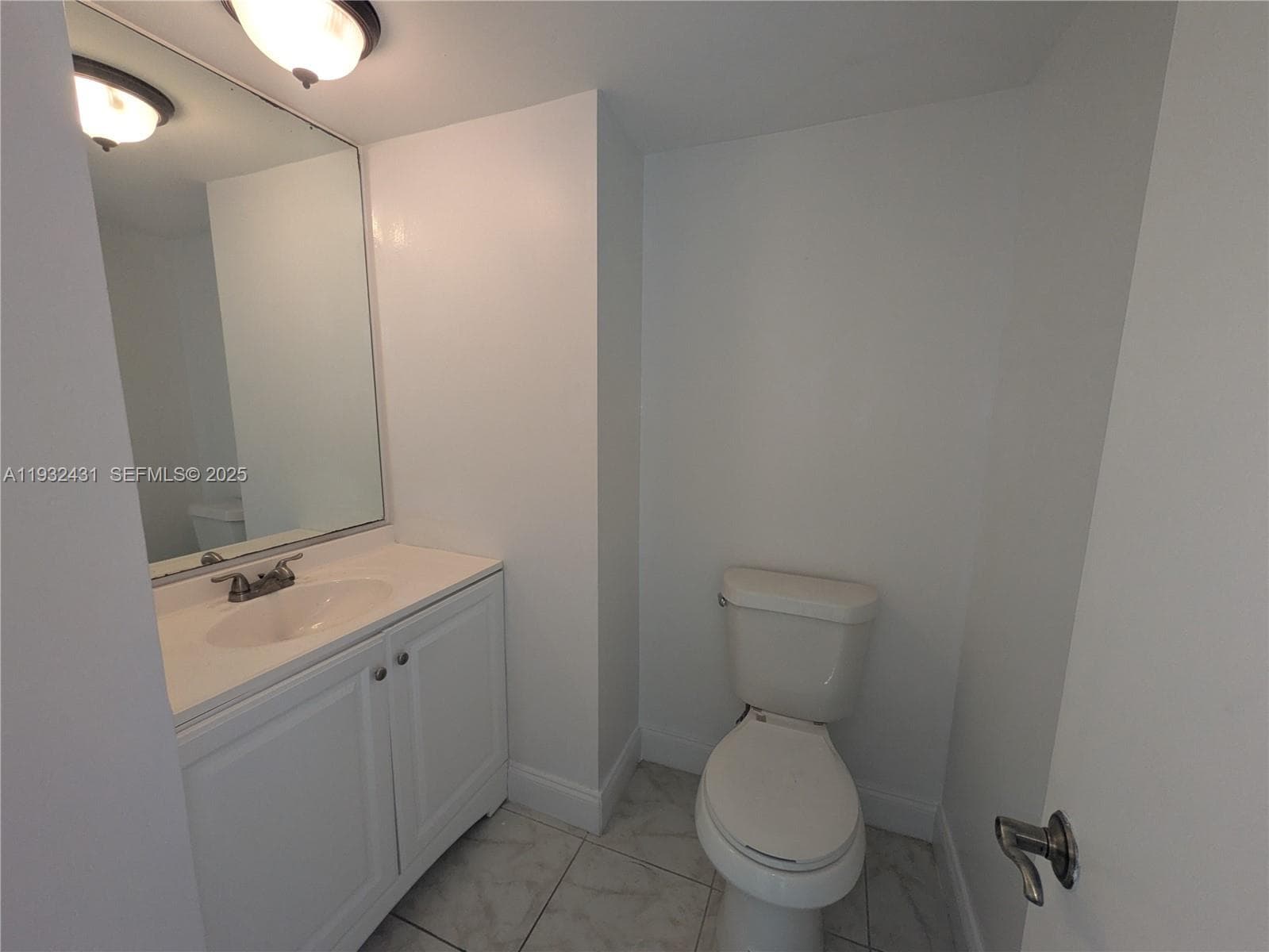 - · #1805 in Aventura - Photo 10