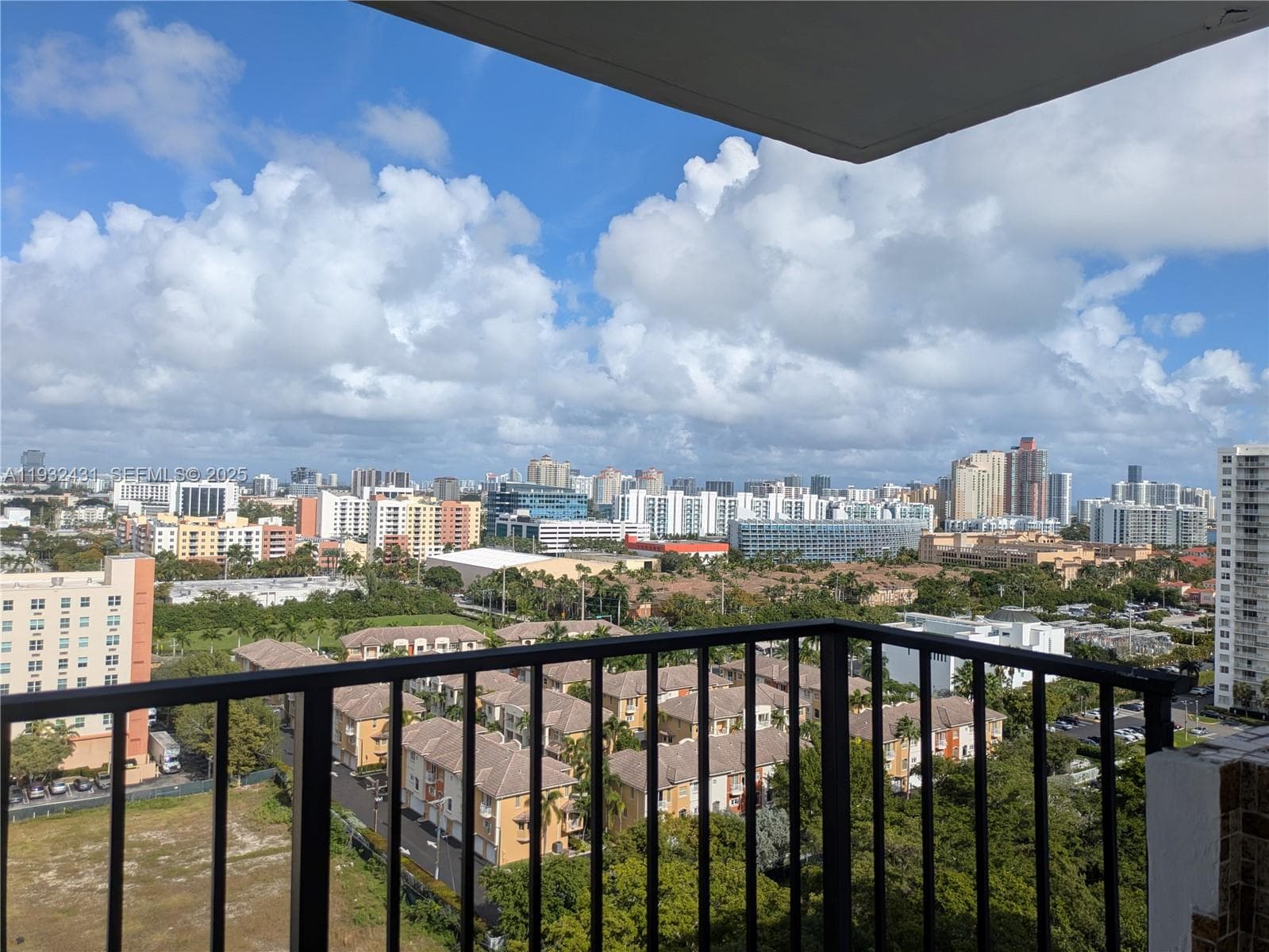 - · #1805 in Aventura - Photo 14