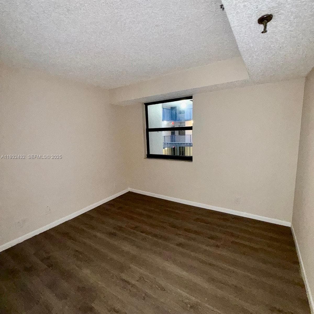 RIOPLAZA CONDOMINIUM SOUT · #403 in Miami - Photo 14