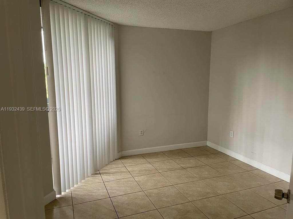 VERABELLA FALLS CONDO · #F-202 in Miami - Photo 10