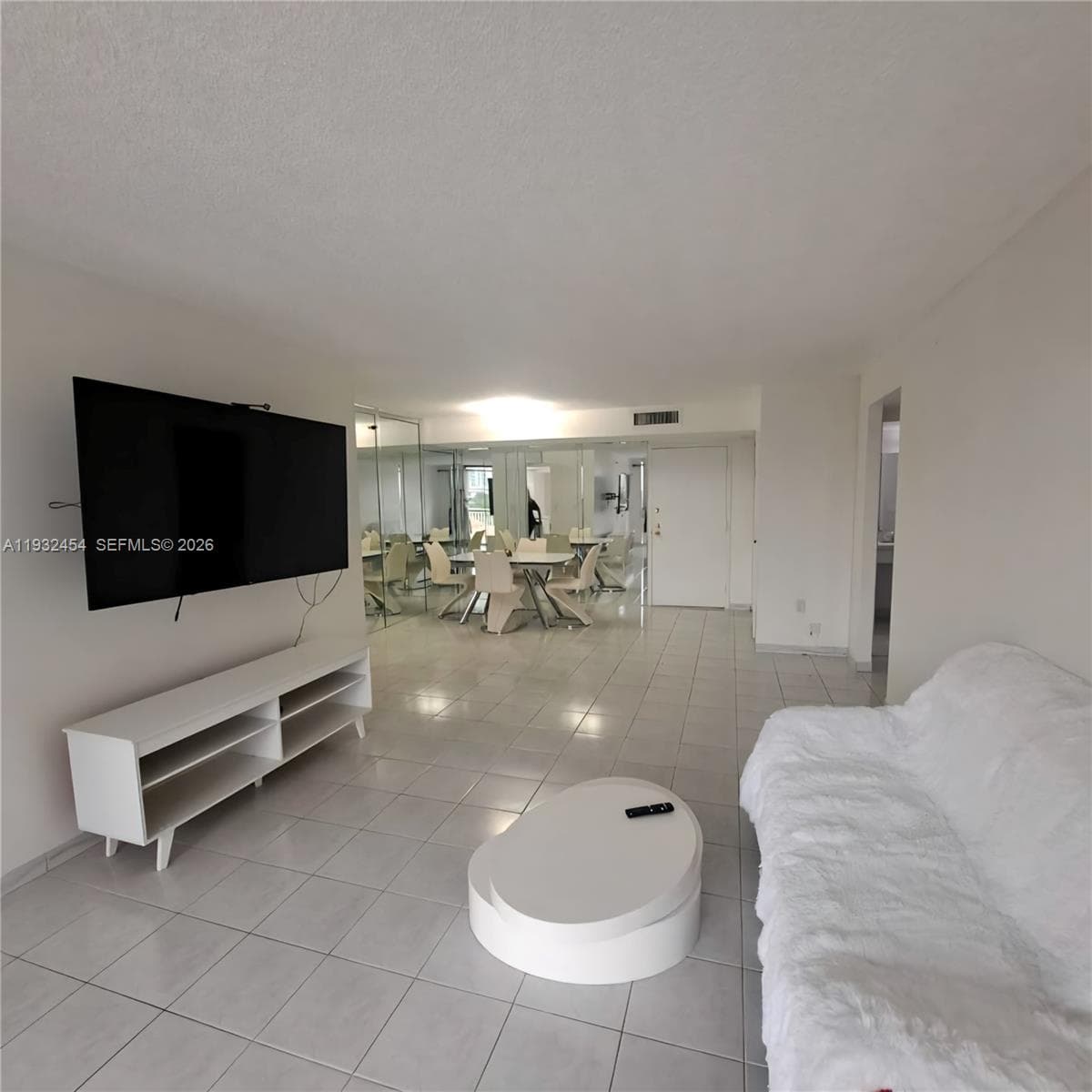 WINSTON TOWERS 600 CONDO · #508 in Sunny Isles Beach - Photo 5
