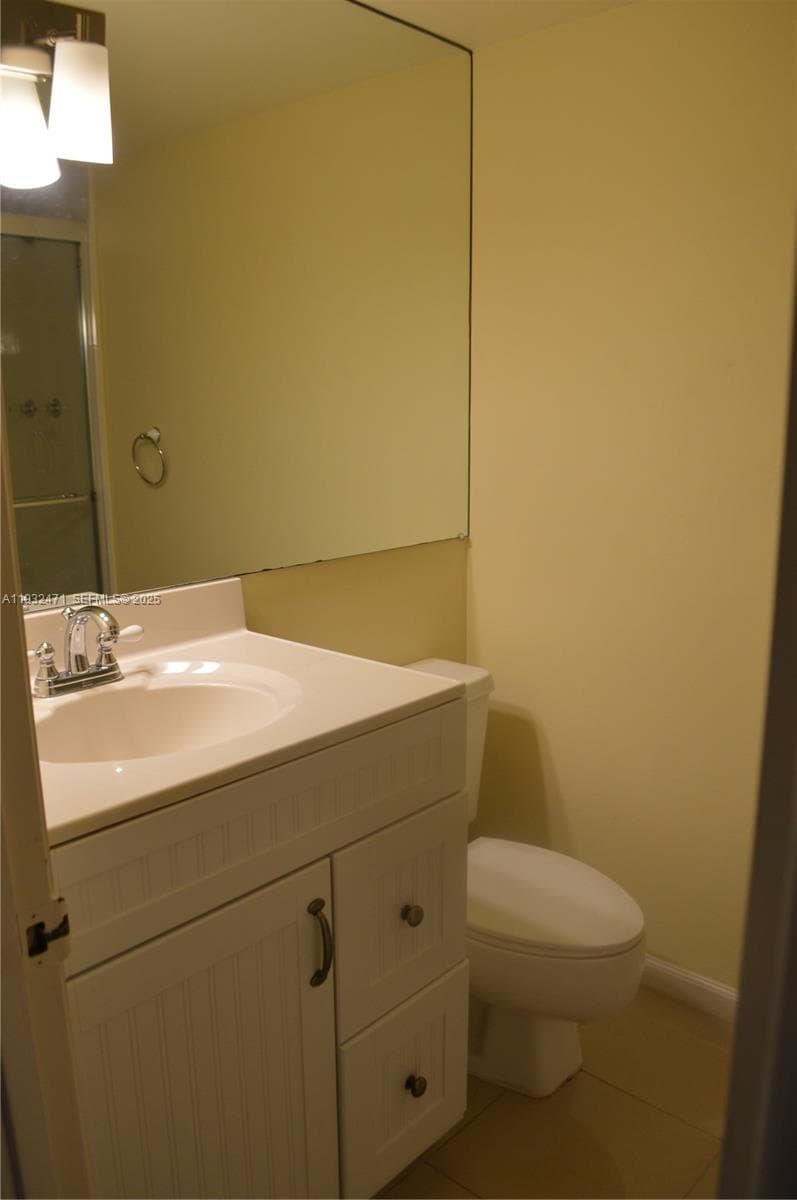 200 LESLIE · #303 in Hallandale Beach - Photo 17