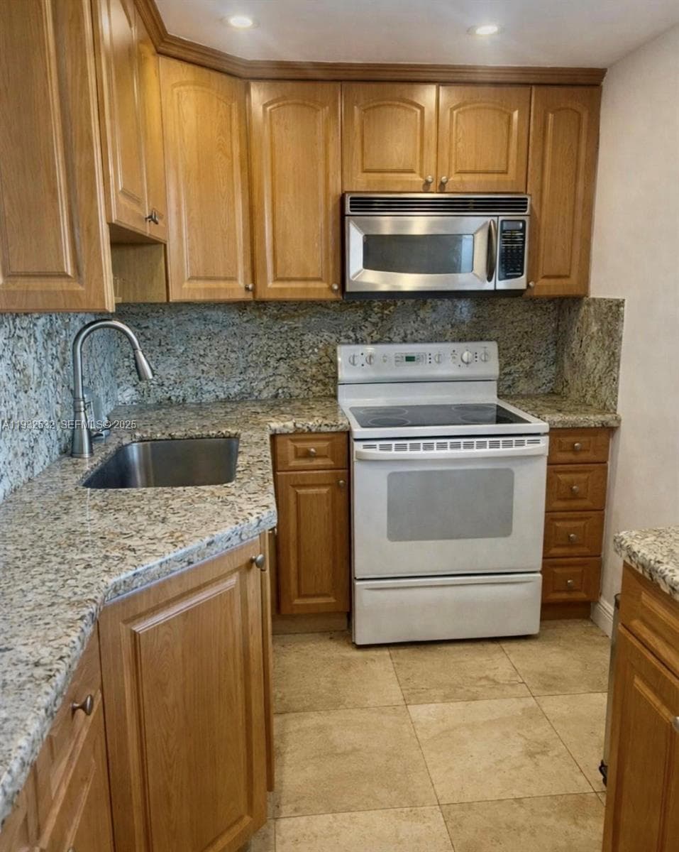 BAYVIEW PONIT SOUTH CONDO · #402-B in North Miami Beach - Photo 9