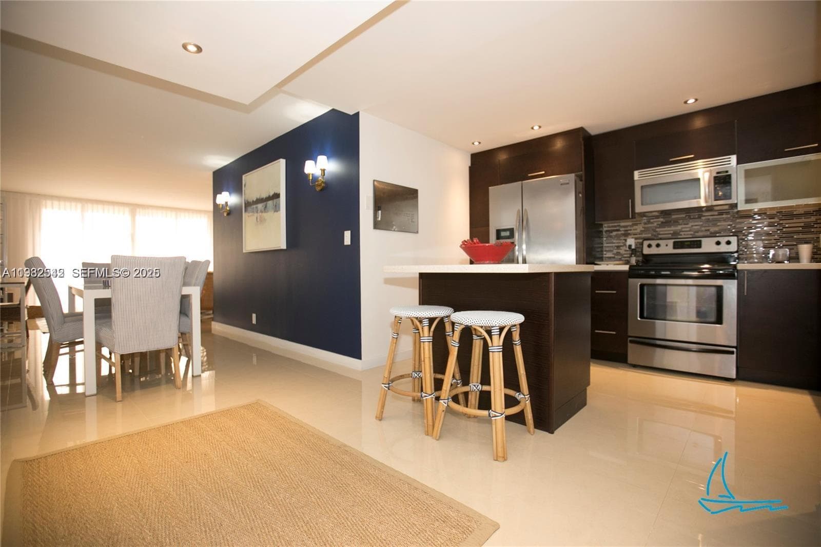 CHAMPLAIN TOWERS NORTH · #805 in Surfside - Photo 5