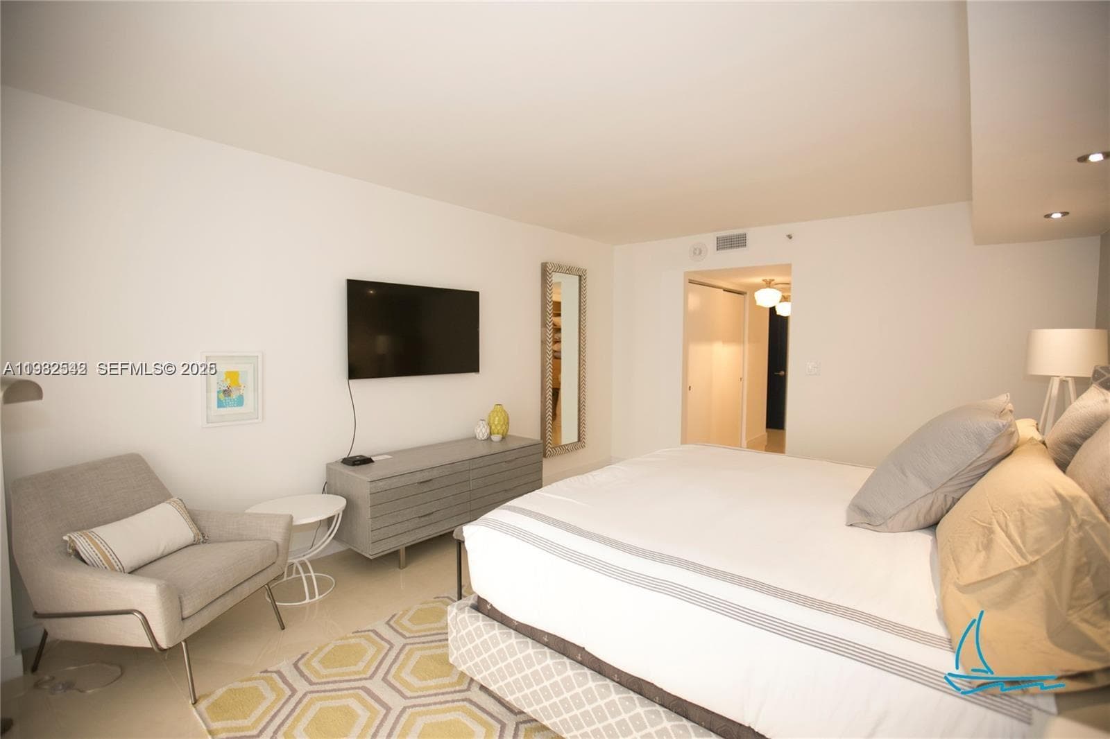 CHAMPLAIN TOWERS NORTH · #805 in Surfside - Photo 9